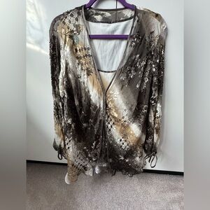 Set of two Elegant Multicolor Women's Tops. Size XL